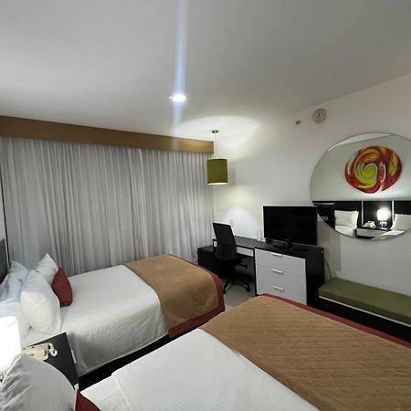 Hotel Mexico Plaza Irapuato Kültér fotó